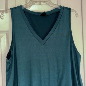 Elegant emerald green Sleeveless Top size 0XL